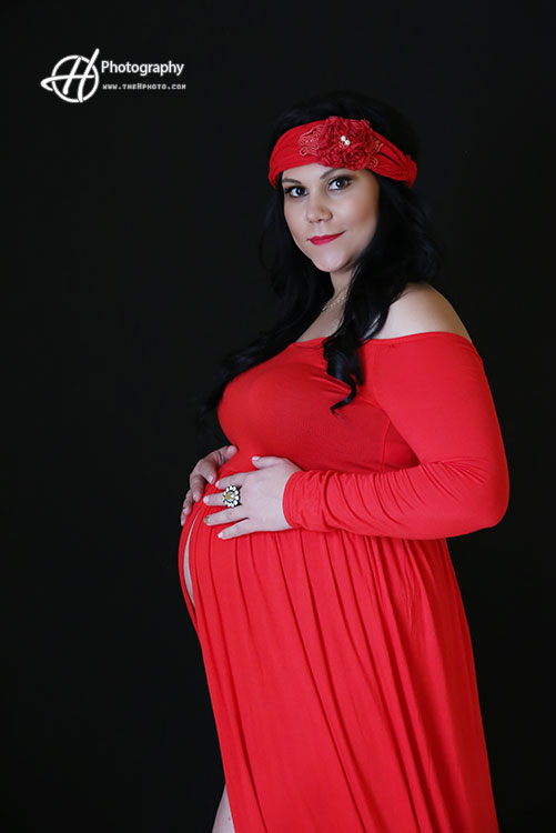 read dress for pregnant mom