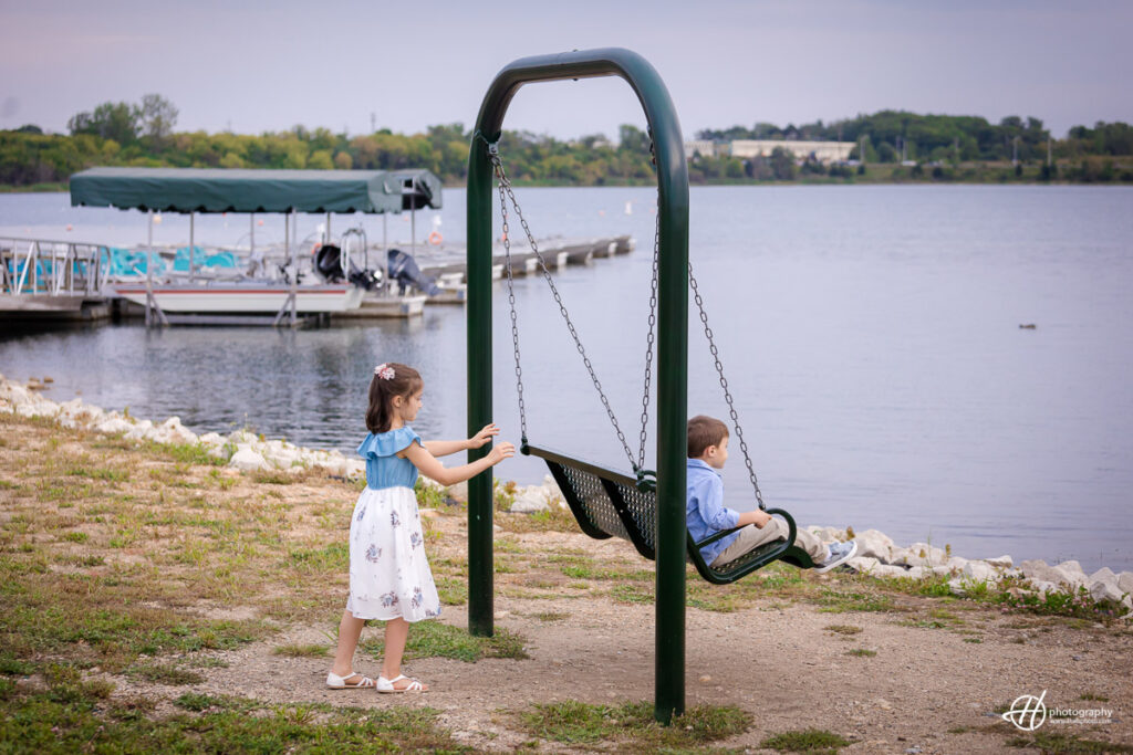 kids-playing-crystal-lake-park