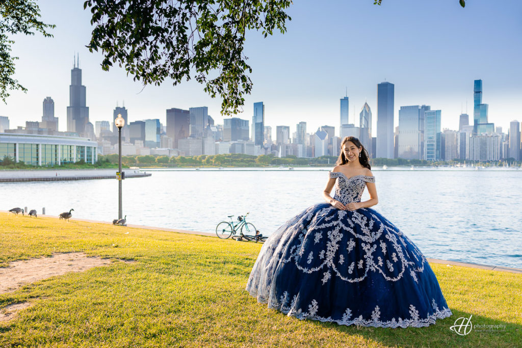 Chicago skyline in background during quinceanera photo shoot.