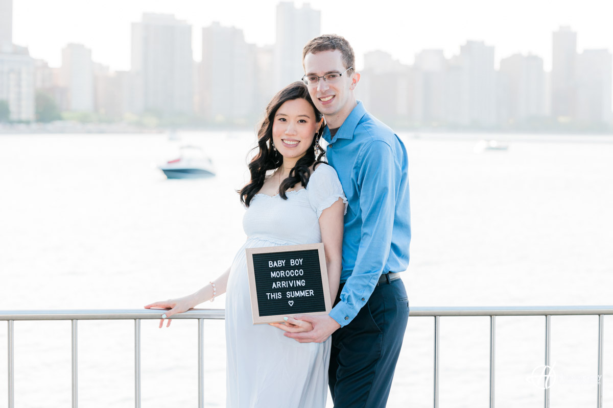 Chicago Skyline Maternity Session with Lisa and Perry 
