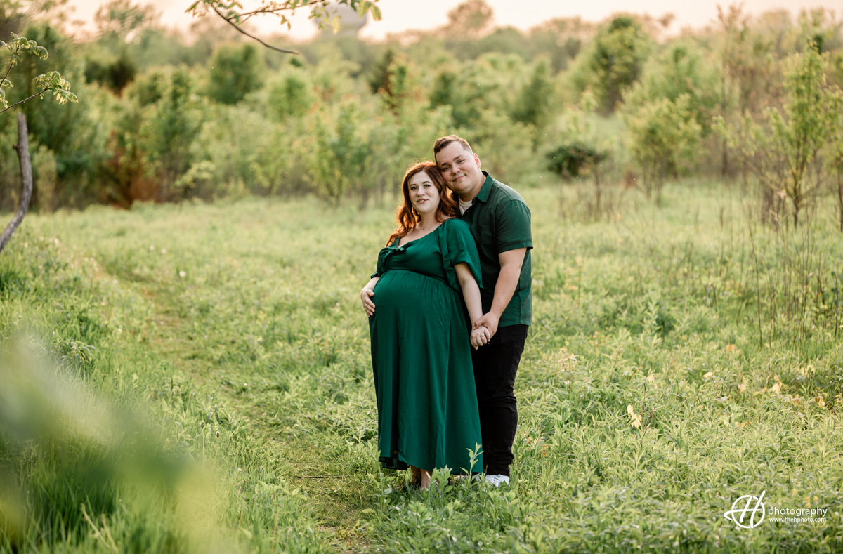 Maternity photo session in Algonquin IL 