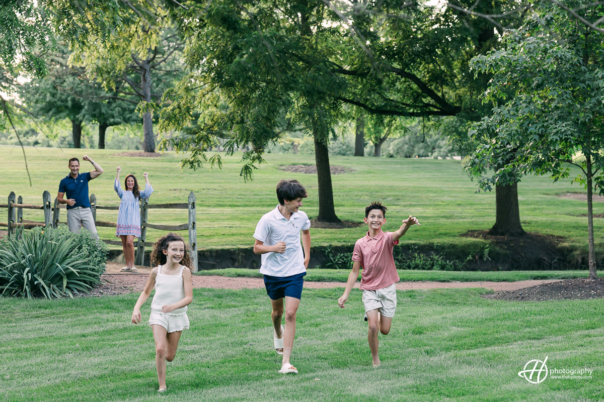 kids at play during photo session in South Barrington IL 