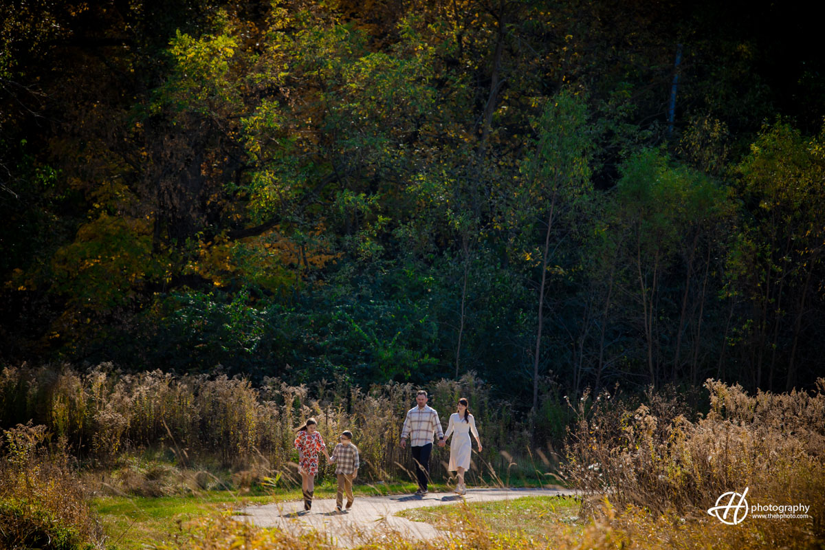 Chicago family in Forest Preserve 