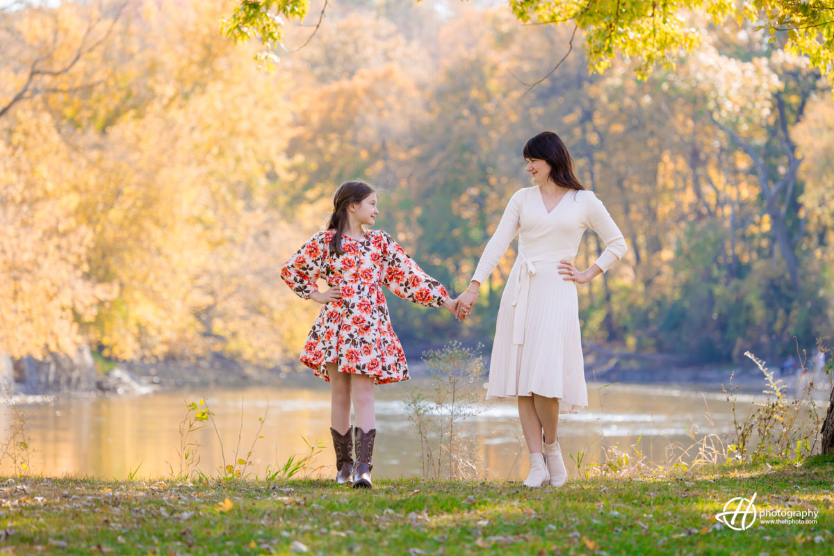 Paula and her daughter portrait in Forest 