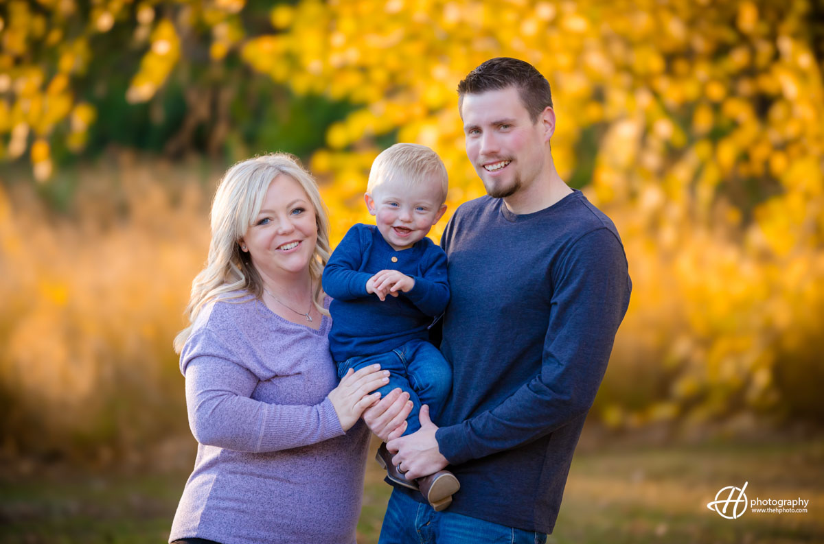 family portrait at Veteran Acres in Crystal Lake IL 